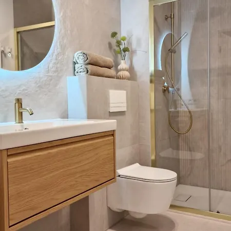 דירה Porto Carlo Apartments, Fitness & 500m